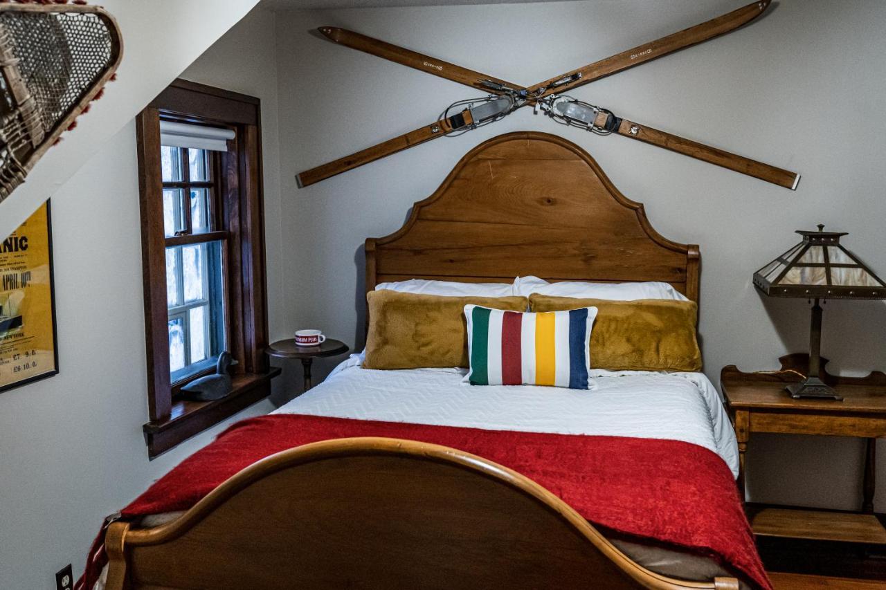 Bed and Breakfast The Craftsman House Bragg Creek Exterior foto